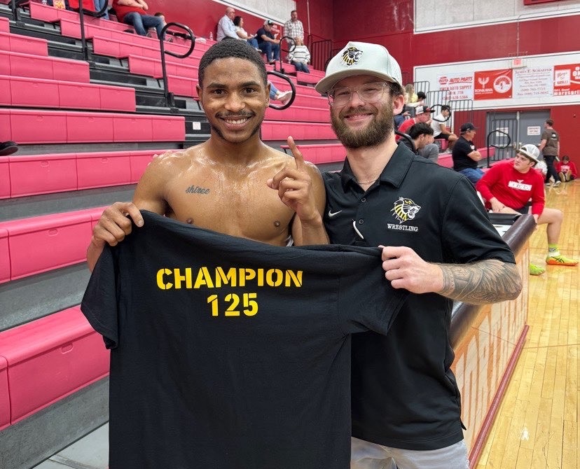 Tigers Compete at Maverick Open